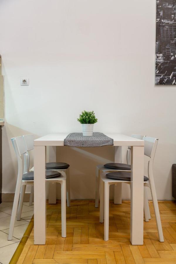Downtown Home In The Gozsdu Garden 부다페스트 외부 사진